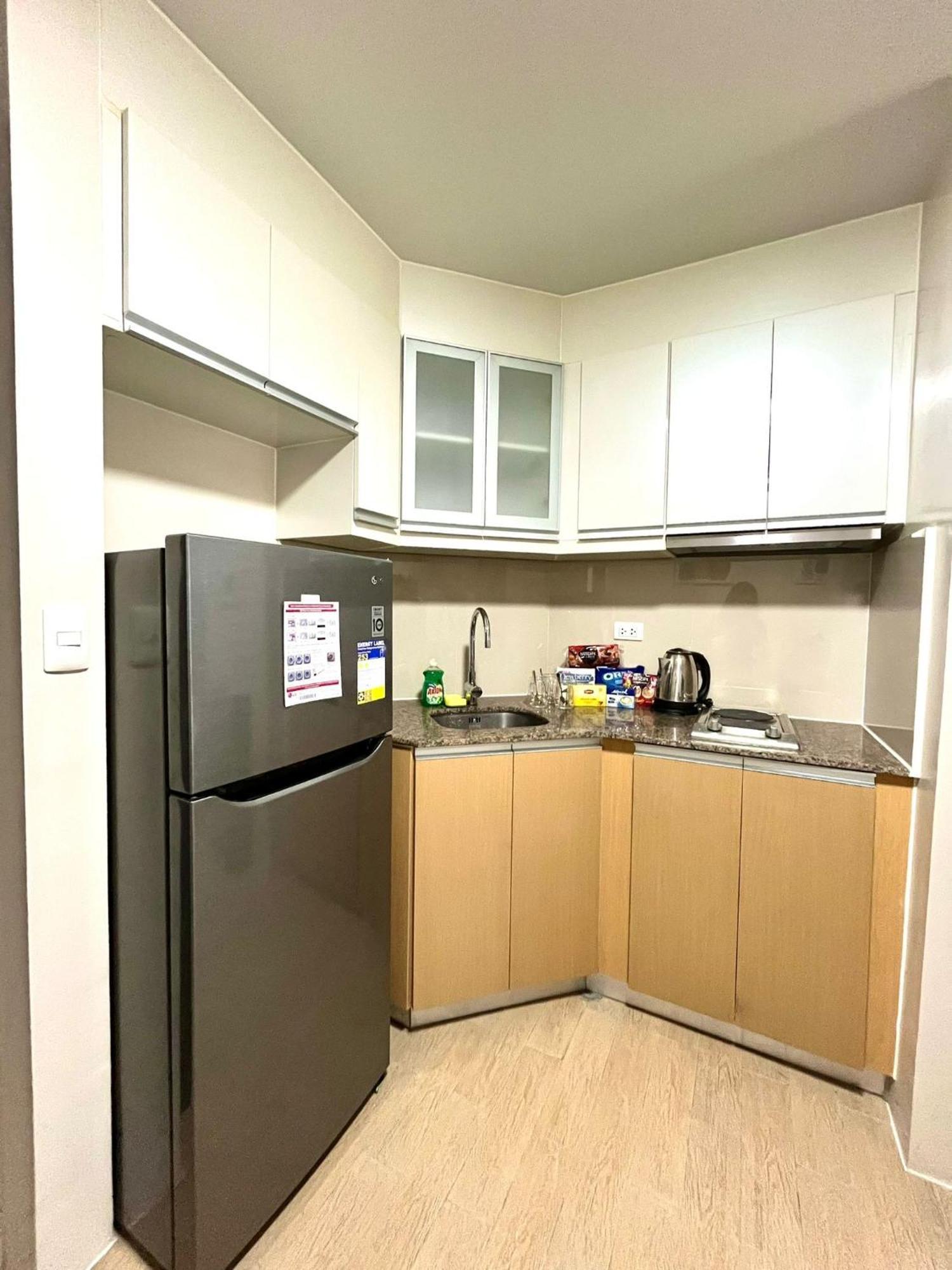 Studio At 81 Newport Boulevard Near Naia With Free Access To All Amenities Up To 2 Pax Manila Exterior foto