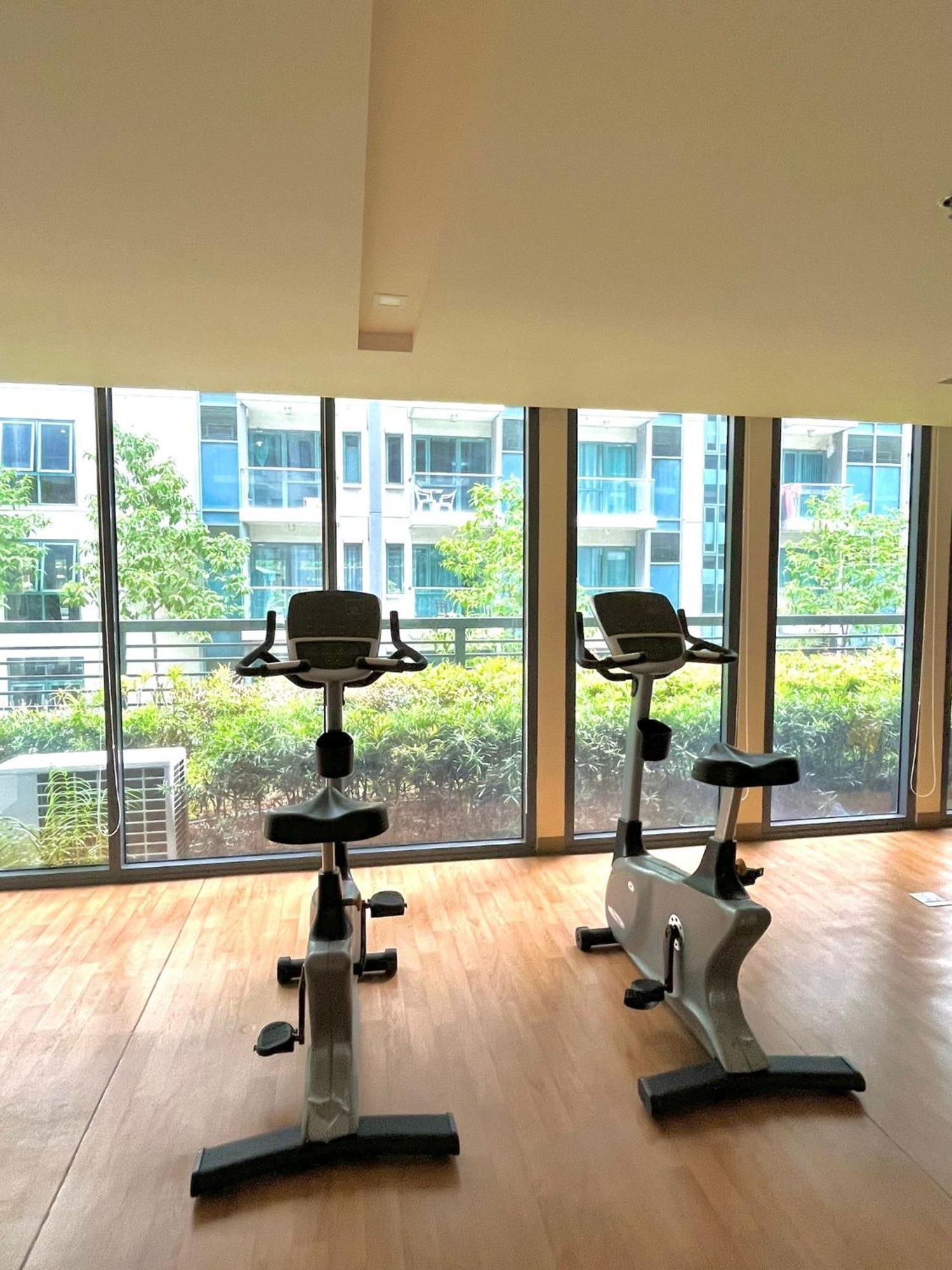 Studio At 81 Newport Boulevard Near Naia With Free Access To All Amenities Up To 2 Pax Manila Exterior foto